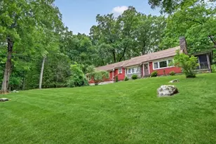 33 Willow Trail Ct, Carmel, NY 10512 - Photo 2