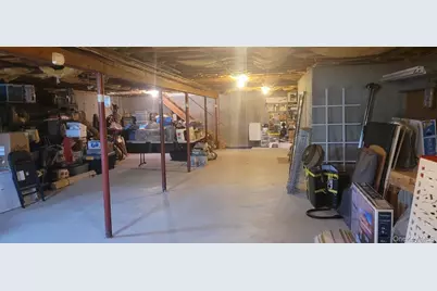 312 Riley Avenue, Calverton, NY 11933 - Photo 16