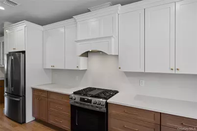 5 Jersey Avenue, Miller Place, NY 11764 - Photo 16