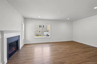 5 Jersey Avenue, Miller Place, NY 11764 - Photo 12
