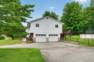 76 Maureen Dr, Middletown, NY 10940 - Photo 4