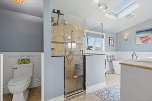 41 Jefferson Pl, Massapequa, NY 11758 - Photo 30