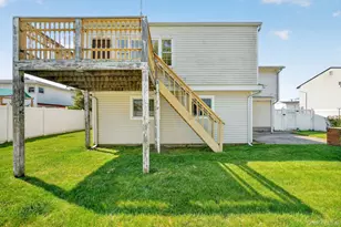138 Spring St, Massapequa, NY 11758 - Photo 44
