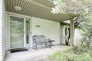8 Swallow Ave, Spring Valley, NY 10977 - Photo 2