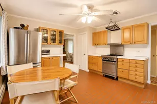 8 Swallow Ave, Spring Valley, NY 10977 - Photo 8