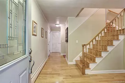 8 Swallow Avenue, Spring Valley, NY 10977 - Photo 4