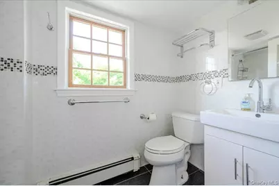 48 W 3rd Street, Freeport, NY 11520 - Photo 18