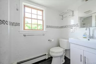 48 W 3rd St, Freeport, NY 11520 - Photo 18