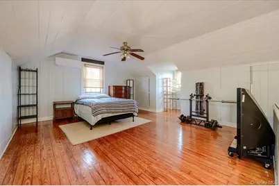 48 W 3rd Street, Freeport, NY 11520 - Photo 16