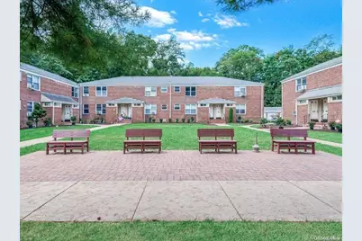 56 Edwards Street #2B, Roslyn Heights, NY 11577 - Photo 16