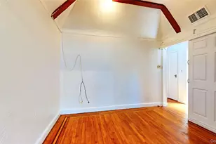 24-33 82nd St, East Elmhurst, NY 11370 - Photo 10