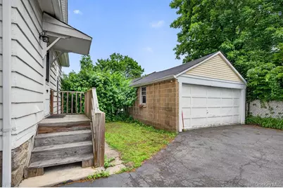 38 Lee Avenue, Yonkers, NY 10705 - Photo 36