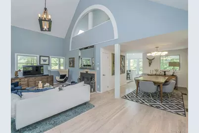 135 Old Meeting House Road, Westhampton Beach, NY 11978 - Photo 10