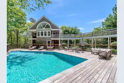 135 Old Meeting House Road, Westhampton Beach, NY 11978 - Photo 26