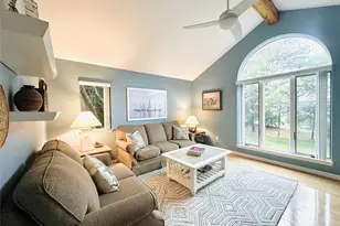 40 Hill Top Rd, Southampton, NY 11968 - Photo 6