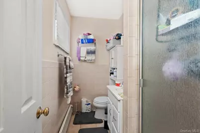 1400 Wagner Street, Wantagh, NY 11793 - Photo 18