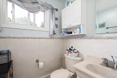 1400 Wagner Street, Wantagh, NY 11793 - Photo 16