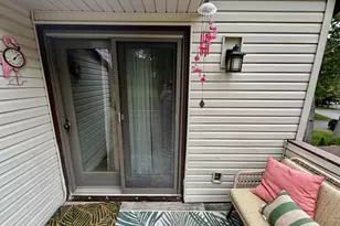 348 Clubhouse Ct, Coram, NY 11727 - Photo 18