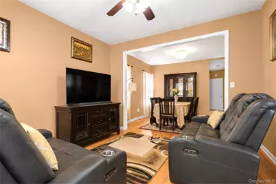 107-22 105 Street, Ozone Park, NY 11417 - Photo 4