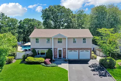 54 Sandy Hollow Drive, Smithtown, NY 11787 - Photo 2