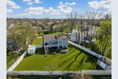 7 Dunhill Road, Manhasset Hills, NY 11040 - Photo 30