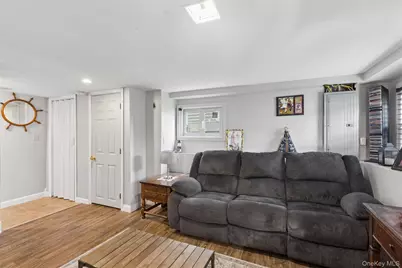 1426 Ackerson Boulevard, Bay Shore, NY 11706 - Photo 10