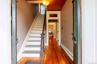 102 Clifton Avenue, Kingston, NY 12401 - Photo 2