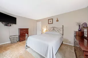 489 Carnation Dr, Shirley, NY 11967 - Photo 10