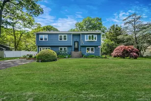 489 Carnation Dr, Shirley, NY 11967 - Photo 2