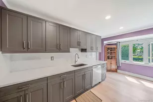 489 Carnation Dr, Shirley, NY 11967 - Photo 8