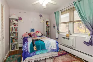 45 Hill Park Ave, Great Neck, NY 11021 - Photo 18