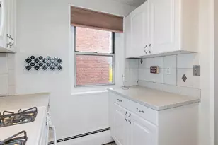 45 Hill Park Ave, Great Neck, NY 11021 - Photo 14