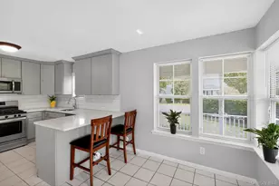 1 Summerfield Cir, Central Islip, NY 11722 - Photo 6