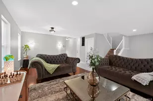 1 Summerfield Cir, Central Islip, NY 11722 - Photo 8