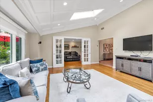 15 Bluff Cir, Hauppauge, NY 11788 - Photo 6