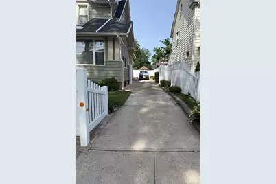 110-07 196th Street, Saint Albans, NY 11412 - Photo 26