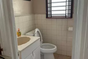 110-07 196th St, Saint Albans, NY 11412 - Photo 16