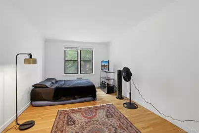 337 E 50th Street #2E, New York, NY 10022 - Photo 10
