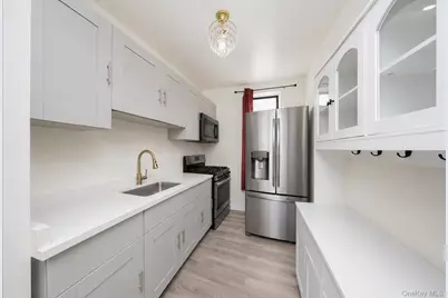 9104 3rd Avenue, Brooklyn, NY 11209 - Photo 28