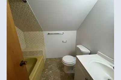 28 Sound Beach Avenue, Bayville, NY 11709 - Photo 12