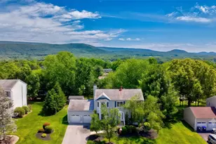 37 Clinton Dr, Washingtonville, NY 10992 - Photo 2