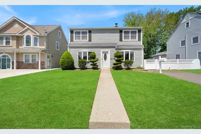 11 Balsam Lane, Levittown, NY 11756 - Photo 1
