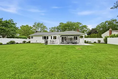 29 Kirkland Drive, Greenlawn, NY 11740 - Photo 32