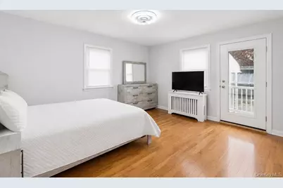 27 Alice Court, East Rockaway, NY 11518 - Photo 10