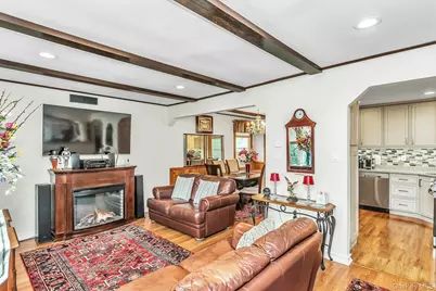 93 Gilroy Avenue, Uniondale, NY 11553 - Photo 4