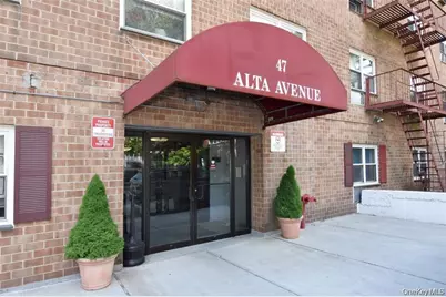47 Alta Avenue #3C, Yonkers, NY 10705 - Photo 2