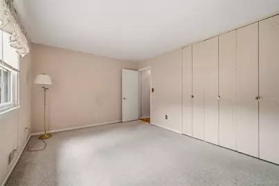 35 Milford Lane #X8, Suffern, NY 10901 - Photo 10