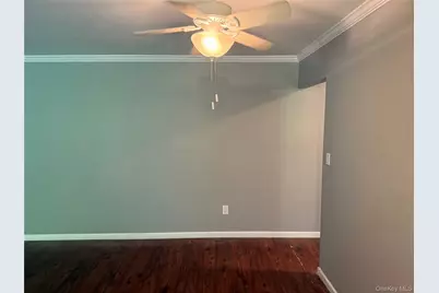 5 Laramie Court #5, Coram, NY 11727 - Photo 6