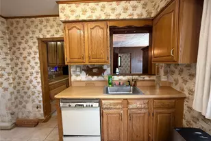 6 White St, Port Jervis, NY 12771 - Photo 4