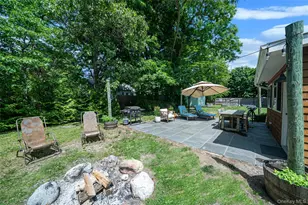 8 Hill St E, Wading River, NY 11792 - Photo 22